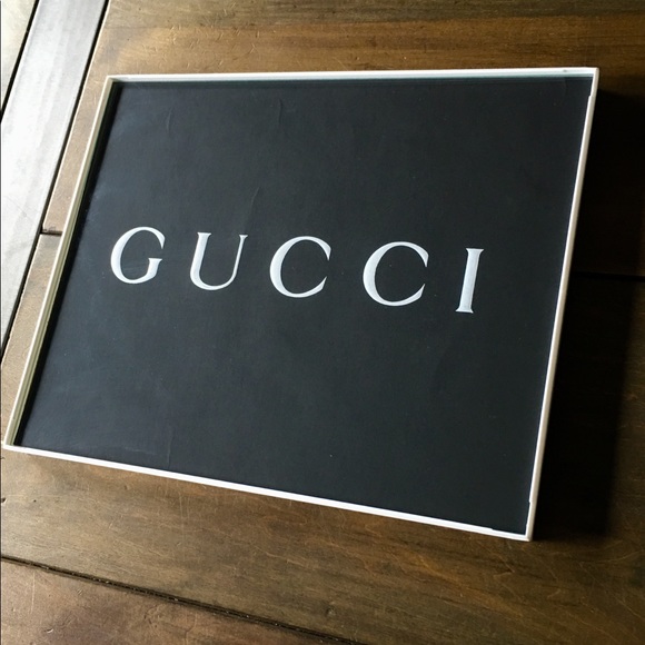 Black and white Gucci shopping bag with frame - Picture 2 of 2